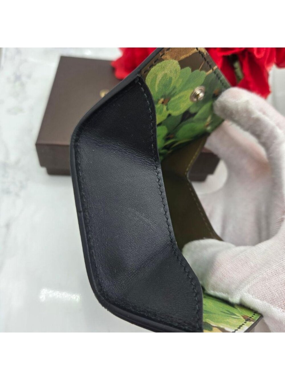 Gucci Coin Purse Wallet Flower Black - Picture 11 of 15